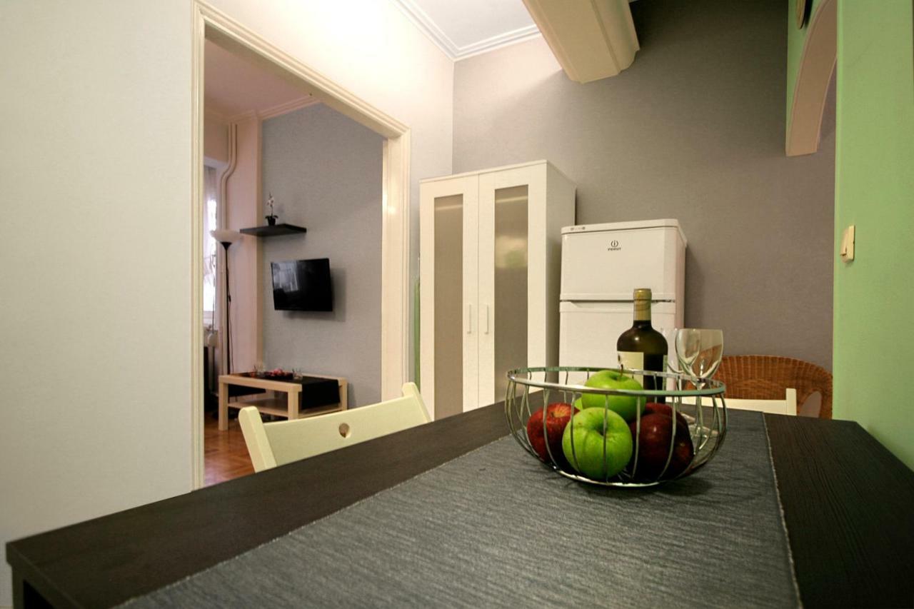 Luxury Flat In Kolonaki, 3' Metro Apartment Athens Exterior photo